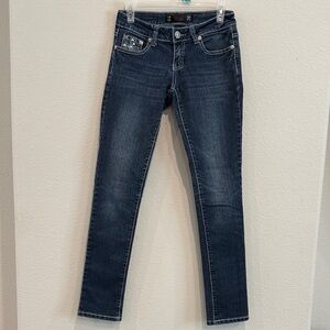 Elegant Indigo Skinny Jeans for Women